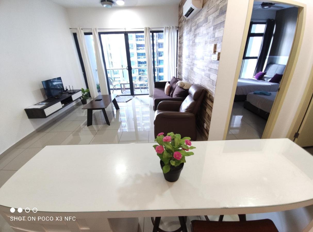 Atlantis Homestay Pool View 1210 Malacca エクステリア 写真